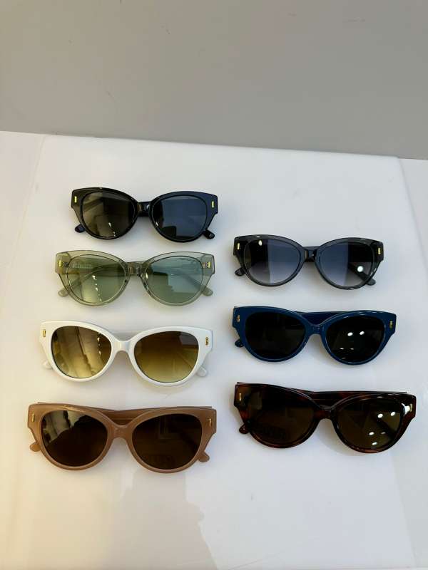 Picture of Tory Burch Sunglasses _SKUfw53545542fw